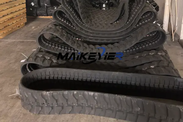 DC70 & DC105 Kubota Harvester Parts Shipped to Colombia harvester tracks maikeyier