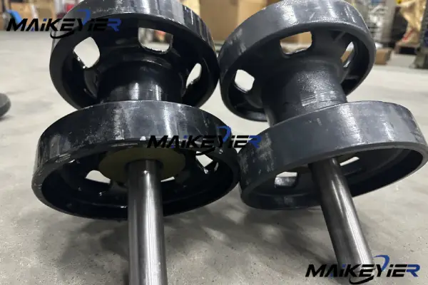 Combine Harvester Track Roller Assembly maikeyier dc70 track roller