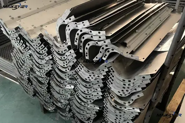 Combine Harvester Auger horizontal agitator base plate for sale