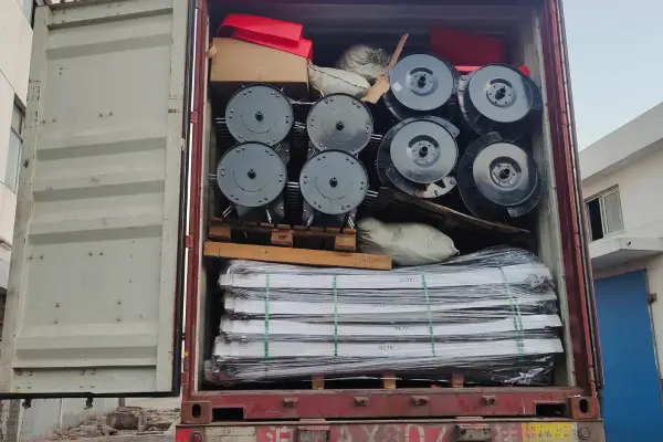 DC95 Kubota Combine Harvester Parts Shipped to Cambodia case dc95 to cambodia